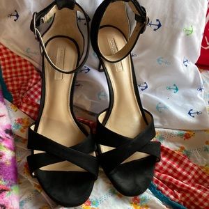 Antonio Melani-Genna black suede ankle strap high heels shoes 7.5 med nice